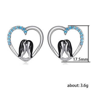 E2213 Orecchini a cuore in oro bianco con pinguini in cristallo e strass, gioielli romantici da regalo per donna - Product Image 4