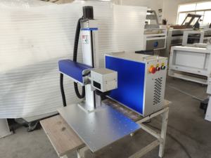 Machine laser de marquage en relief 2.5D 60W JPT MOPA avec 300*300mm taille Double points rouges 80mm support de plaque de commande EZCAD rotatif - Product Image 3