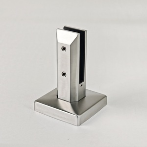 Barandilla sin Marco BNS con Vidrio Australiano de 12 mm, Abrazadera de Acero para Piscina, Clip para Vidrio y Puerta para Cerramiento de Piscina - Product Image 1