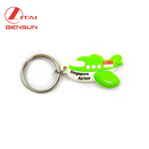Porte-clés en PVC souple personnalisé en gros, légers, imprimés en sérigraphie, avec anneaux, en vrac - Product Image 4