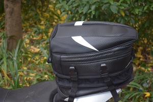 Sac à dos <span class=keywords><strong>de</strong></span> moto <span class=keywords><strong>de</strong></span> course grande capacité et sacoche arrière <span class=keywords><strong>de</strong></span> moto étanche, sacoche <span class=keywords><strong>de</strong></span> selle premium pour un rangement et un voyage pratiques - Product Image 6