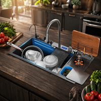 Évier de cuisine noir amélioré en acier inoxydable brossé nano, à cuve unique, avec robinet cascade extractible et poubelle intégrée, pour usage hôtelier