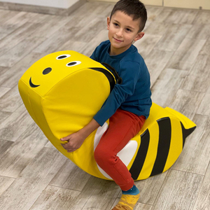 TenderPlayful abeille en forme de mousse chaise à bascule doux compressé éponge enfant en bas âge siège intérieur enfants meubles à bascule - Product Image 1