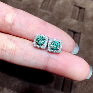 Pendientes de tuerca con corte esmeralda verde E2528 para mujer, joyería geométrica clásica de aleación, pendientes de moda para fiesta. - Product Image 4