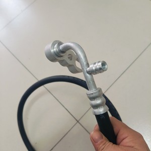 ท่อแอร์ฮุนได รุ่น 11N6-91110 สำหรับรถขุด R215L R320-7 210-7A - Product Image 3