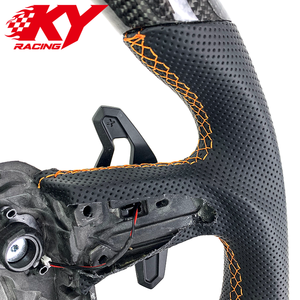 Volant personnalisé en fibre de carbone et cuir noir avec palettes de changement de vitesse pour Lamborghini Urus Huracan Gallardo Aventador LP700 - Product Image 2