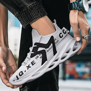 รองเท้าผ้าใบ LEAO Mesh Blade รุ่นใหม่ ปี 2025 ระบายอากาศได้ดี น้ำหนักเบา สไตล์ลำลอง เหมาะสำหรับเล่นกีฬา รองเท้าผู้ชาย - Product Image 2