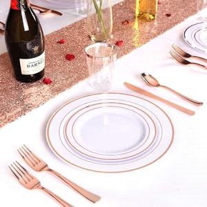 Набор пластиковой одноразовой посуды - Product Image 2