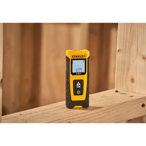 Stanley SLM65 telemetro Laser di grado industriale STHT77065-0 misuratore di distanza di 20 metri - Product Image 4