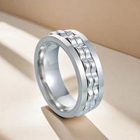 Nouvelle bague anti-stress multicolore en acier inoxydable plaqué or, inaltérable, un accessoire tendance indispensable pour homme