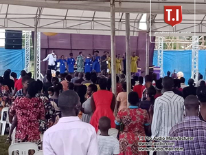 Yüksek kalite 1600W profesyonel <span class=keywords><strong>2</strong></span> yönlü pasif Powered Line Array ses sistemi sahne için 800W çıkış gücü - Product Image 4