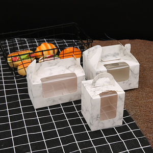 Boîte à muffins en carton personnalisée avec fenêtre en PVC - Product Image 4