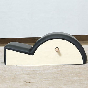 Premium kwaliteit multifunctionele verstelbare houten Pilates ruggengraatcorrector voor gerichte buik- en rugkrachttraining - Product Image 3