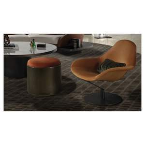 Dressing Odası veya Yatak Odası İçin Düşük Profilli ve Kolsuz Tasarımlı Modern Terlik Koltuğu - Product Image 3