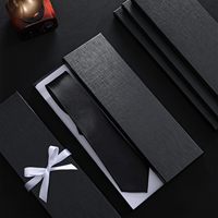 Boîtes en papier de carton rigide gaufré étanche noir personnalisé couvercle haut de gamme conception portable robuste pour l'affichage d'emballage de cravate