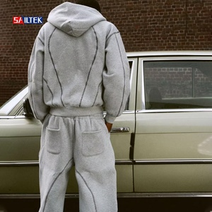 Vintage <span class=keywords><strong>Streetwear</strong></span> Maßgefertigter Bestickter Zweiteiliger Trainingsanzug Set mit Kontrastnähten Y2K Reißverschluss-Hoodie und Weite Jogginghose für Herren - Product Image 1