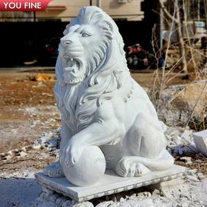 Estatua De León de mármol blanco de tamaño natural tallada a mano de decoración al aire libre de alta calidad - Product Image 3