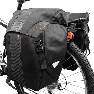 Sacoche de vélo BSCI PakRak à fixation rapide, toutes saisons (paire), avec housse de pluie - Product Image 3