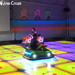Équipement de jeu interactif immersif en projection pour voitures tamponneuses et karting en intérieur pour parcs d'attractions commerciaux - Product Image 1