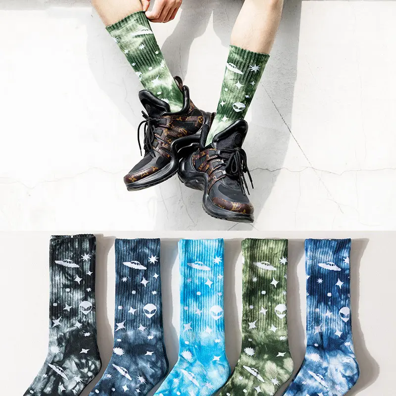 CY New design Popular retro hip hop beautiful socks casual sports tie dye men's socks