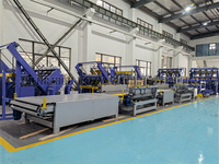 Machine de découpe et de rotation des coins de palettes, pour le marquage et l'empilage, ligne de traitement des palettes en bois