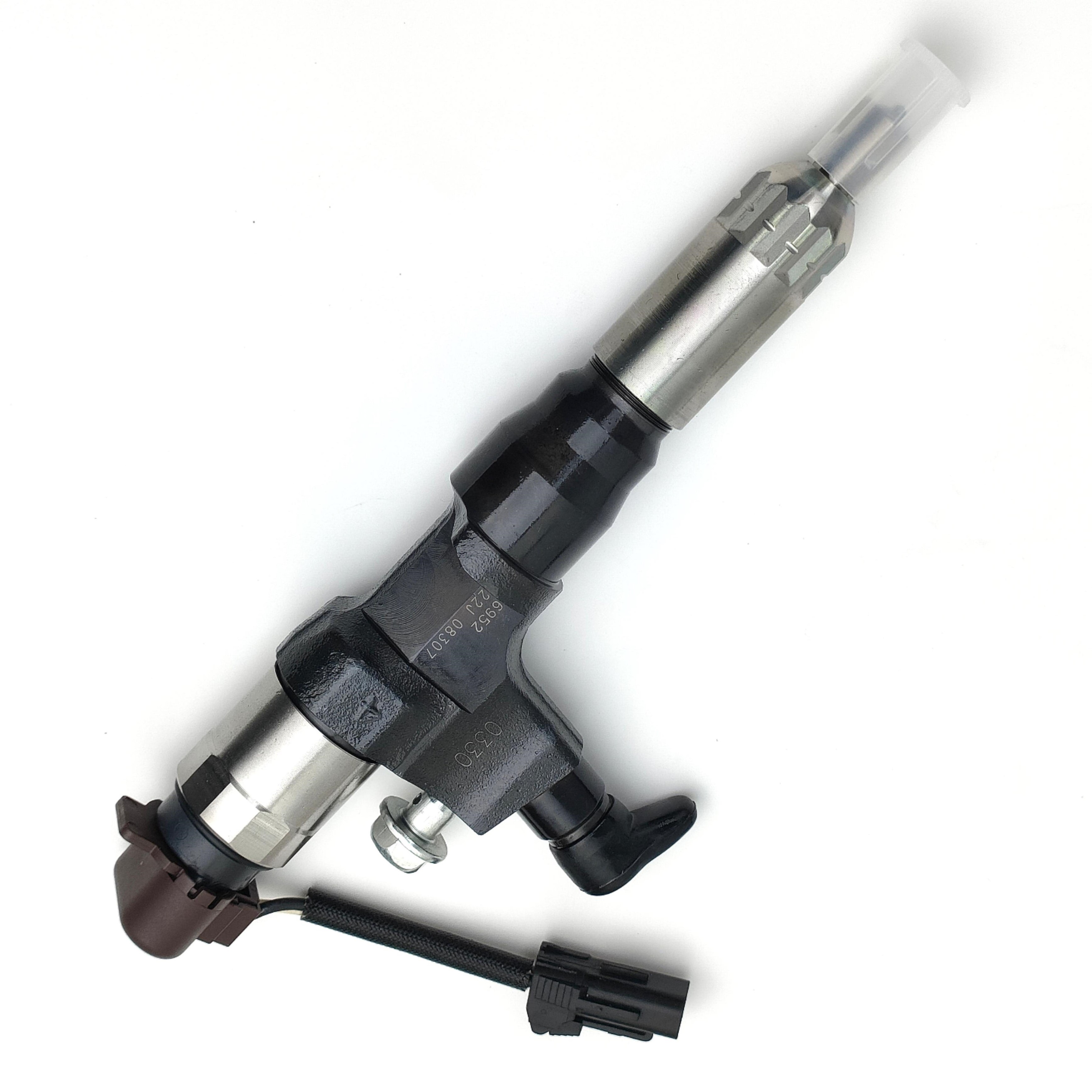 Diesel Fuel Injector 095000-6952 095000-695# Common Rail Injector 23670-E0330 For HINO