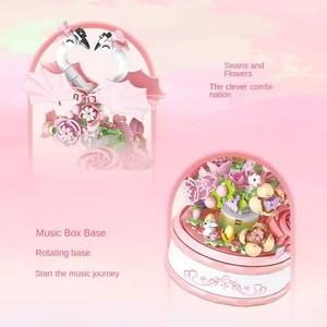 Bloques de Plástico Creativos para Niños, Caja Musical Giratoria con Forma de Cisne y Flores, Juego de Construcción de Modelos, Más de <span class=keywords><strong>713</strong></span> Piezas, Regalos de San Valentín con Luz - Product Image 3