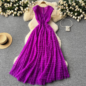 Vestido largo rojo sin mangas con corte en A, volantes escalonados, malla y cuello en V, para fiesta o noche - Product Image 4