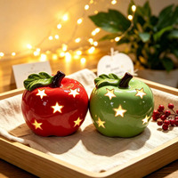 Lampe de nuit LED en céramique en forme de pomme rouge, figurine de fruit ajourée en forme d'étoile, ornement de bureau pour la décoration de la maison, des fêtes et des vacances