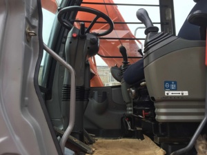 Excavadora de ruedas Hitachi usada japonesa, excavadora usada sobre orugas zx160w, excavadora de ruedas Hitachi zx160w usada - Product Image 4