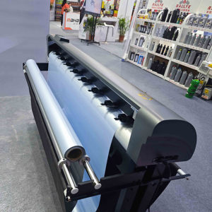 1.6m di alta precisione finestra auto tinta Cutter vernice pellicola di taglio di taglio <span class=keywords><strong>Plotter</strong></span> tinta pellicola di taglio macchina con <span class=keywords><strong>software</strong></span> - Product Image 3