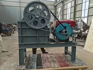 Pe 150*250 Model, Capaciteit 40 Ton/Uur Mijnbouwmachine Mini Draagbare Dieselmotor Versie Kaakbreker