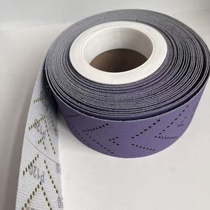 Rouleau de feuille abrasive violet multi-trous 70 mm X 12 m papier <span class=keywords><strong>abrasif</strong></span> pour rouleau de ponçage automobile pour la réparation de carrosserie - Product Image 5