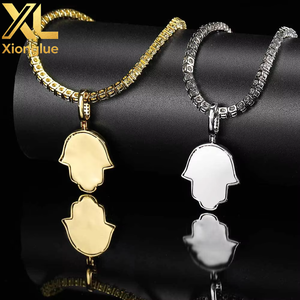 Collier pendentif personnalisé avec logo, plaqué or 18 carats, en cuivre, style hip-hop, serti de zircons cubiques 5A, nouvelle collection 2026, vente en gros - Product Image 3