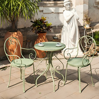 Ensemble bistrot Jaguar vert clair en fer forgé, fauteuils pliables et empilables, imperméables, écologiques, perforés, pour hôtel