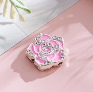 ลูกปัดอะคริลิกลายดอกกุหลาบ ปี 2025 ขนาด 20 มม. วัสดุพลาสติกและลูไซต์ สีการ์ตูน สำหรับทำเครื่องประดับ DIY - Product Image 5