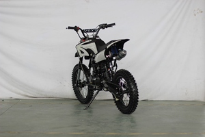 Chine hors route 150cc 2 roues <span class=keywords><strong>moto</strong></span> dirt bike <span class=keywords><strong>à</strong></span> <span class=keywords><strong>vendre</strong></span> <span class=keywords><strong>pas</strong></span> <span class=keywords><strong>cher</strong></span> - Product Image 4