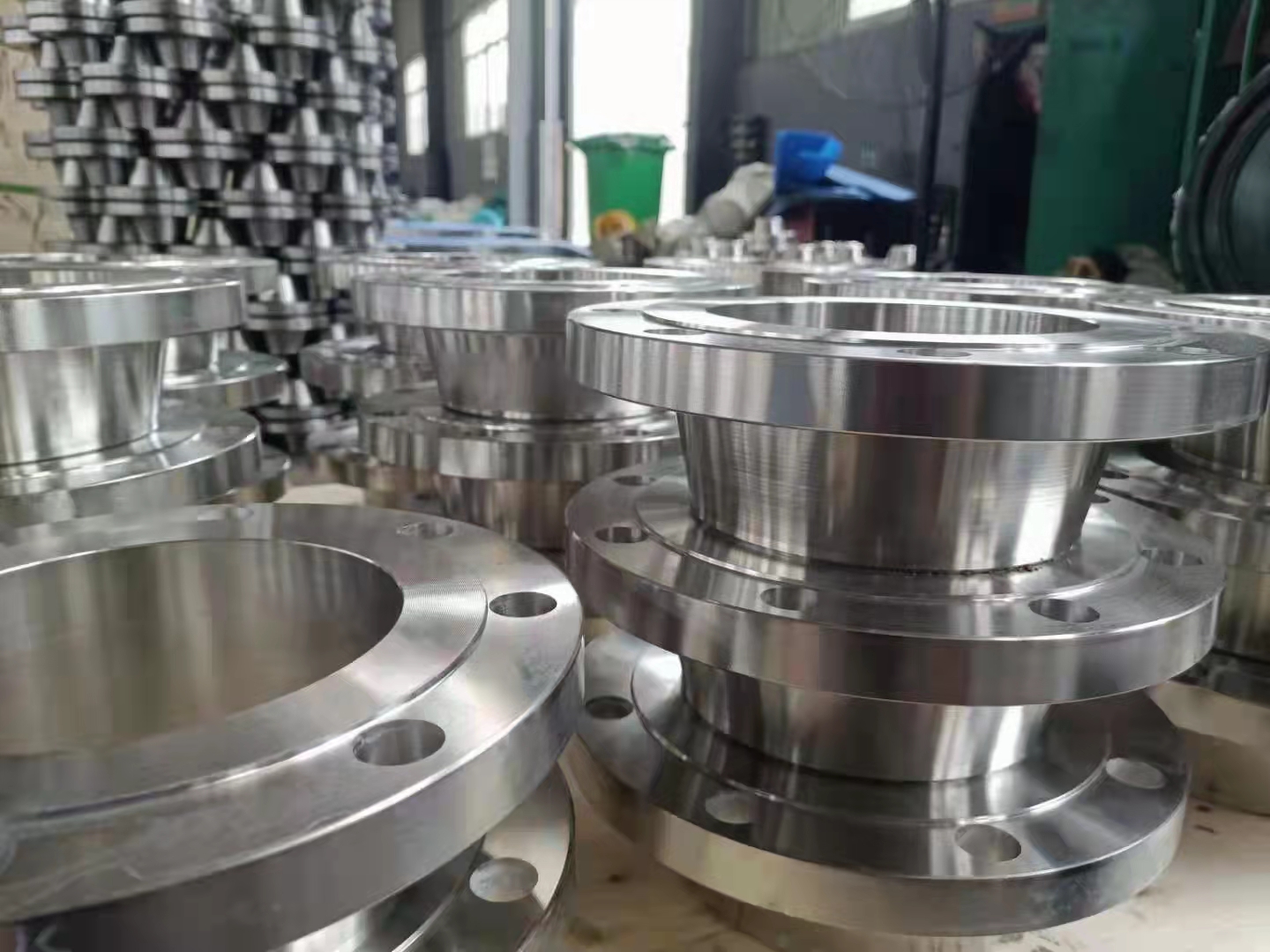 ASTM SS 304 316 carbon steel A105 Pipe Fittings weld neck socket weld RF RTJ crossover Flange