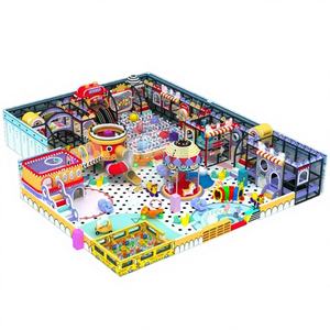 Équipement de terrain de jeu intérieur pour enfants avec grands toboggans, taille et couleur personnalisables, bois/PVC/acier inoxydable, capacité de 50 à 200 enfants - Product Image 1