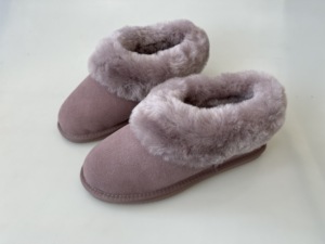 ODM OEM <span class=keywords><strong>Pantoufles</strong></span> d'hiver en fourrure d'agneau pour femmes avec mousse à mémoire de forme, bottes de neige antidérapantes - Product Image 2