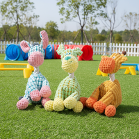 Jouet pour chien en peluche durable et écologique, résistant aux morsures et au grincement, design luxueux et mignon, style dessin animé classique pour le plaisir en intérieur et le soulagement de l'ennui