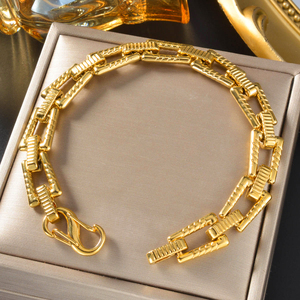 Pulsera de Eslabones Rectangulares con Textura Audaz Estilo Hip Hop, Chapada en Oro de 18K, de Acero Inoxidable, Pulsera Unisex de Moda Urbana - Product Image 2