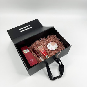 Caja de regalo magnética negra de lujo con logotipo personalizado, caja plegable con imán y asa de cinta para productos de belleza y cosméticos - Product Image 4