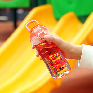 Nouvelle tendance : Bouteille d'eau portable Kawaii personnalisable et réutilisable <span class=keywords><strong>pour</strong></span> étudiants, sans BPA, en Tritan transparent avec poignée - Product Image 5