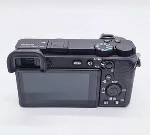 Cámara Sony A6600 APS-C sin Espejo Usada, Cuerpo de Cámara de 24.2MP, IBIS de 5 Ejes, Video 4K, Batería de Larga Duración, Buen Estado, Lista para Enviar - Product Image 1