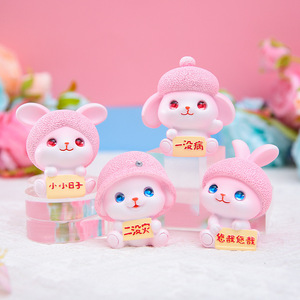 Nuevas figuras miniatura suaves y lindas, accesorios decorativos DIY de <span class=keywords><strong>resina</strong></span> para micropaisajes con diseño de conejo de dibujos animados. - Product Image 1