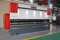 Nouvelle presse plieuse à prix départ usine CYBELEC Cybyouch 12 Système de contrôle Longueur du corps personnalisable
