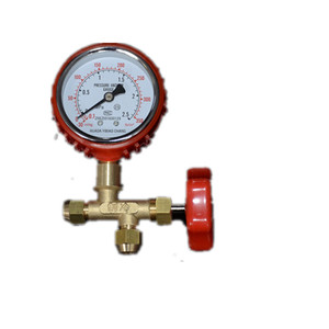 Manomètre de pression pour climatisation en laiton 2.5A, vanne à trois voies avec manomètre CT-488-A, outil de réparation de réfrigération durable - Product Image 5