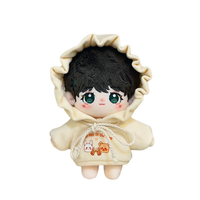 Peluches personnalisées, adorables, en tissu doux, faible MOQ, 20 cm, faites à la main, poupées Kpop avec rembourrage en coton PP et couleur personnalisée