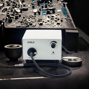 Equipo Gemológico Fable FCL-100, Probador de Joyería, Medidor con Fuente de Luz Fría de 50W, Lámpara Halógena de Tubo Único - Product Image 2